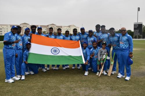 india won dubai triangular series-5